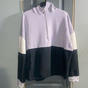 Beautiful AVIA hoodie